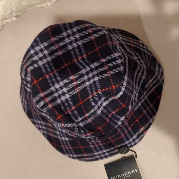 Burberry London Hat - Picture 6 of 12